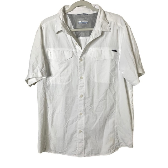 White Men’s Large Omni-Shade Button Front Short Sleeve Shirt - Picture 1 of 3